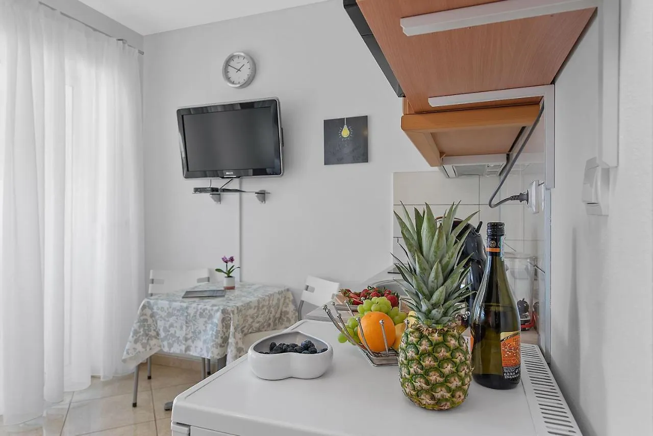 Apartment Summer House Pula Croatia
