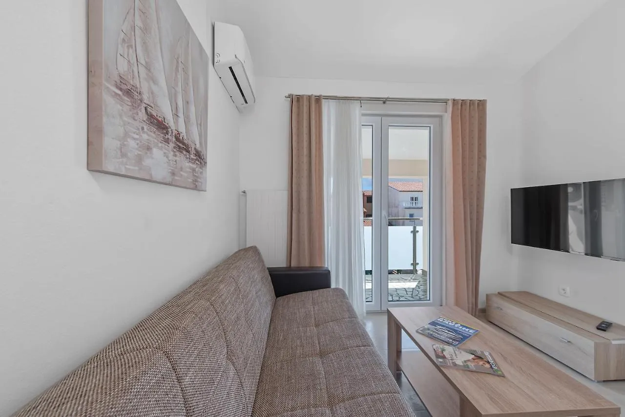 Apartment Summer House Pula